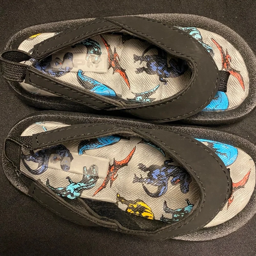 Capelli New York-Multi Dino Sandals-Black:Size:6-7‎